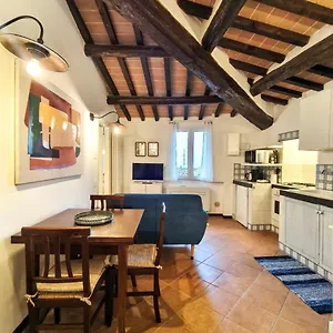  Apartment La Tana Del Priore Italy