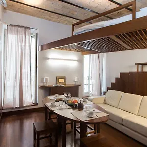 Apartment Trevi Fountain - Lovely Loft Italy